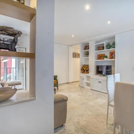 Zafiro Apartment&parking In The Historical Centre Apartamento *